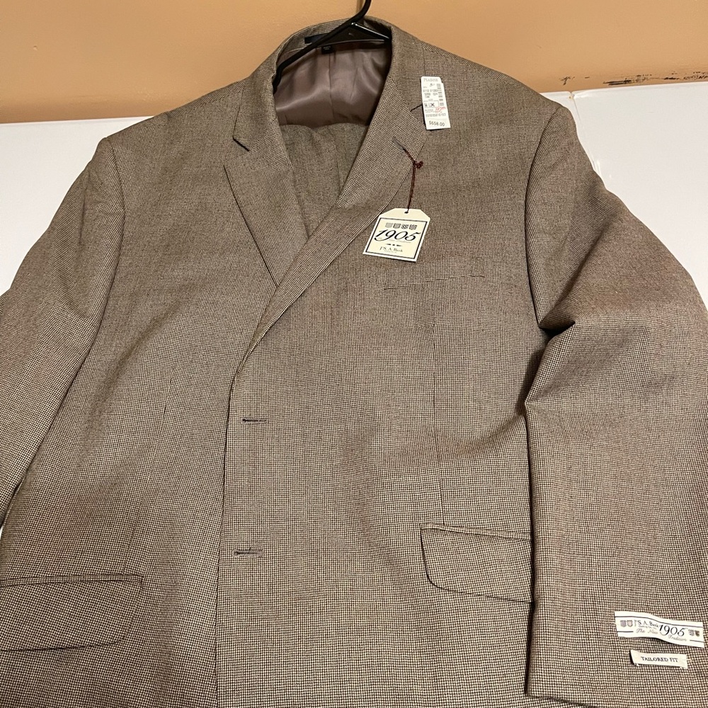 Jos A Banks 56 Long Suit New With Tags